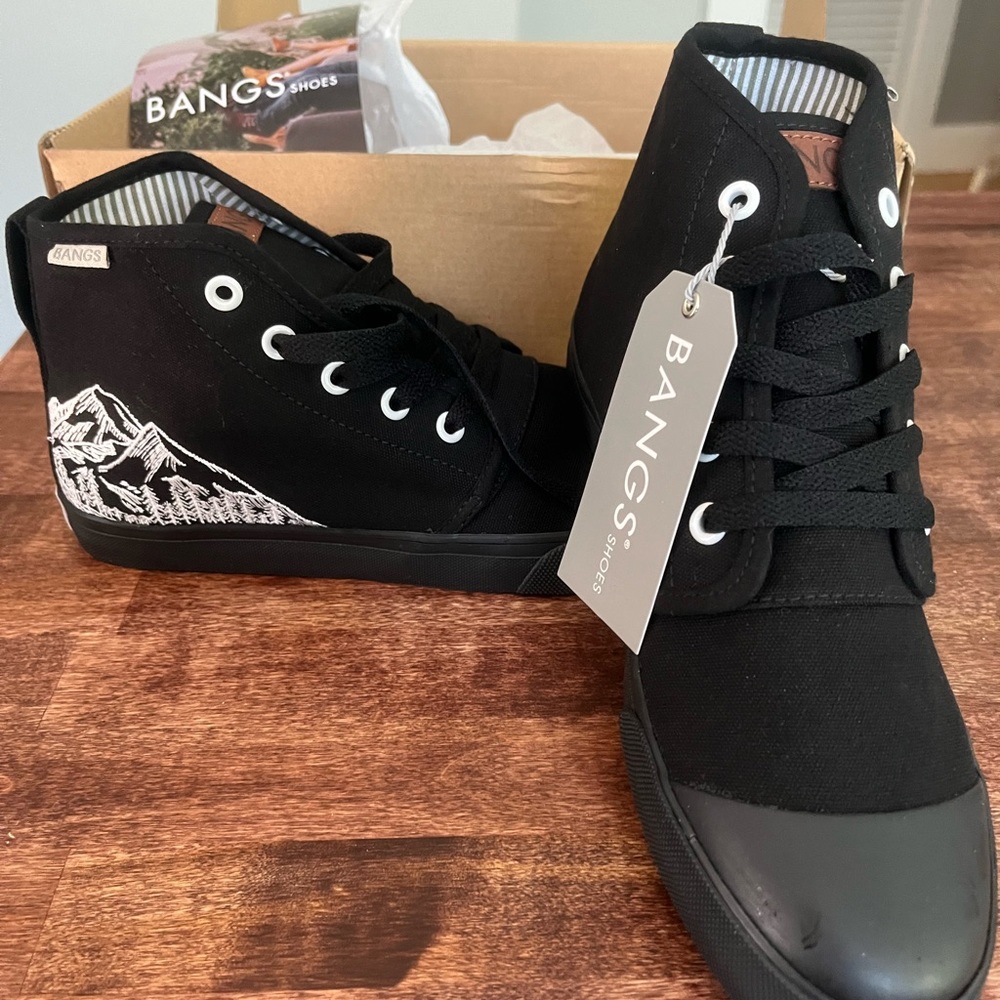 BANGS Onyx High Tops 6.5 Women’s/ 4.5 Men